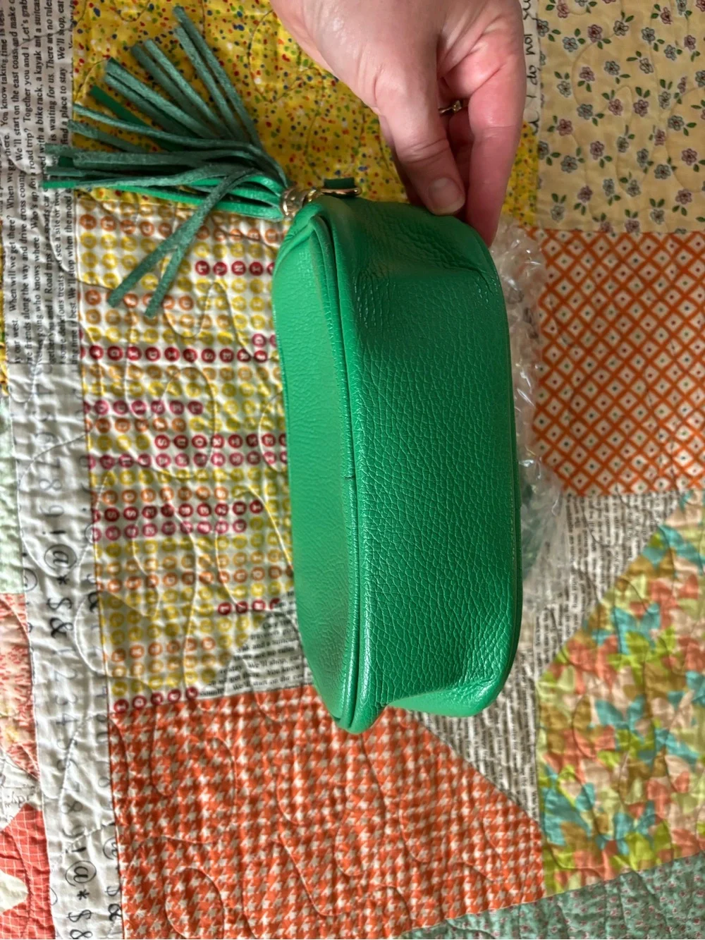 Beautiful Takeasy Italian leather green crossbody